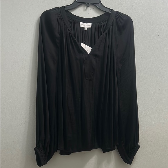 Gibson Latimer Black Pleated Long Sleeve Blouse - Picture 1 of 6